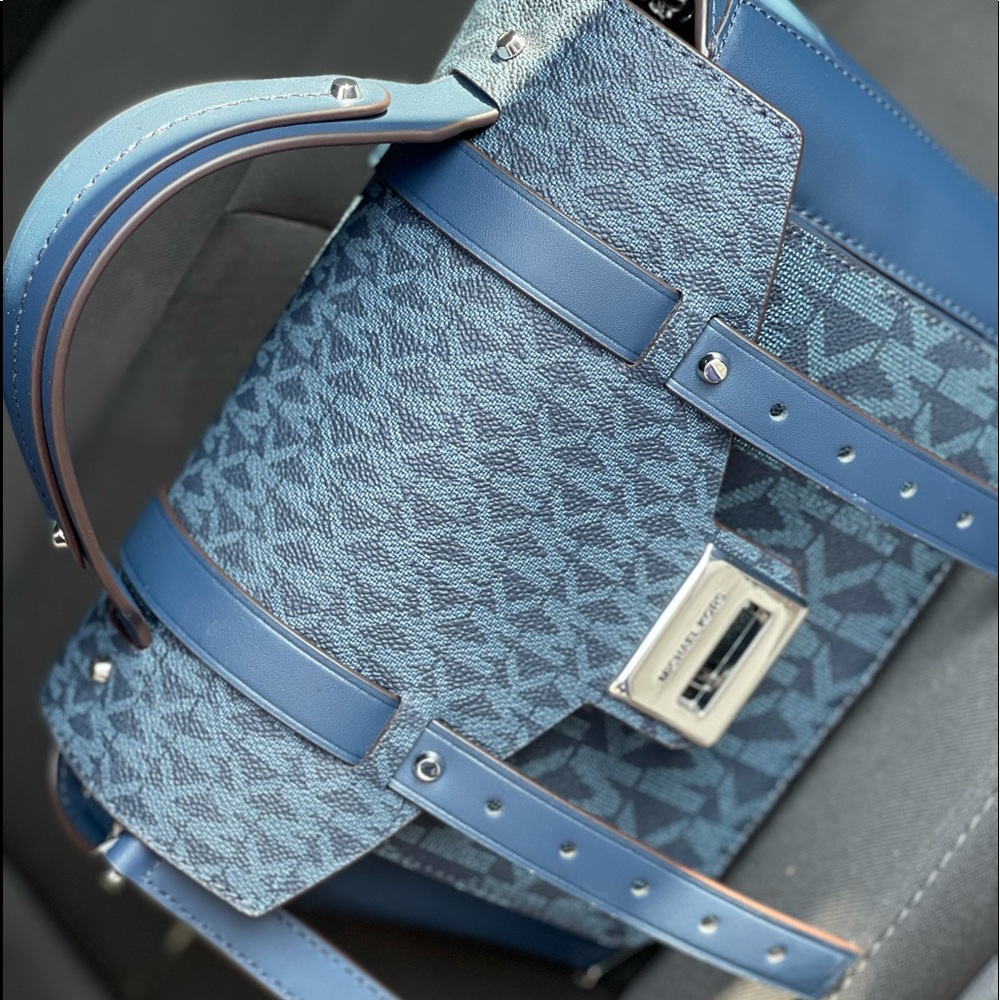 Manhattan Medium Leather and Logo Satchel